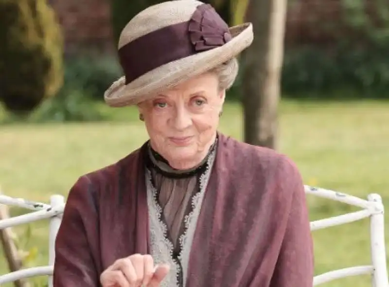 maggie smith downton abbey