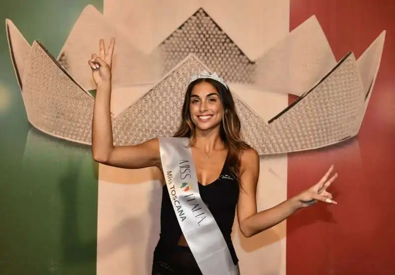 ofelia passaponti   miss italia 2024. 17