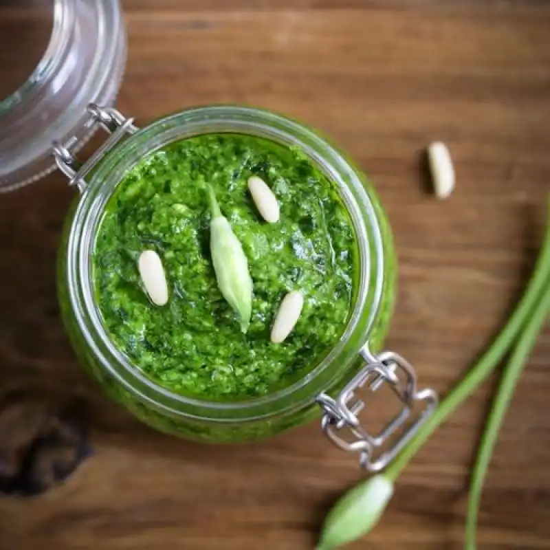 pesto all'aglio 1