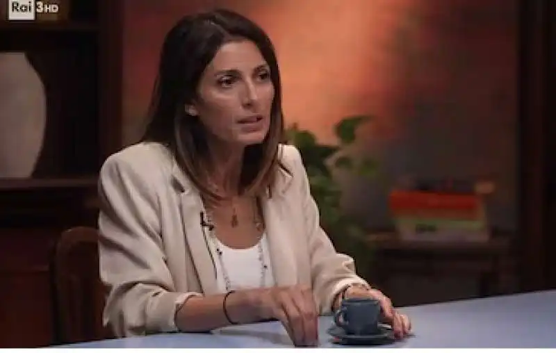 virginia raggi ospite da a casa di maria latella