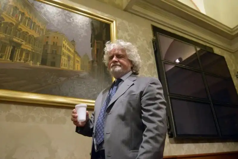 BEPPE GRILLO A ROMA IN SENATO 