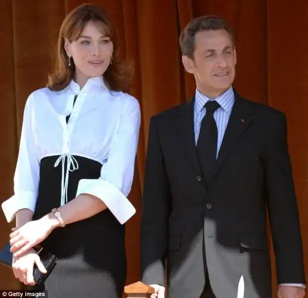 CARLA BRUNI E NICOLAS SARKOZY 