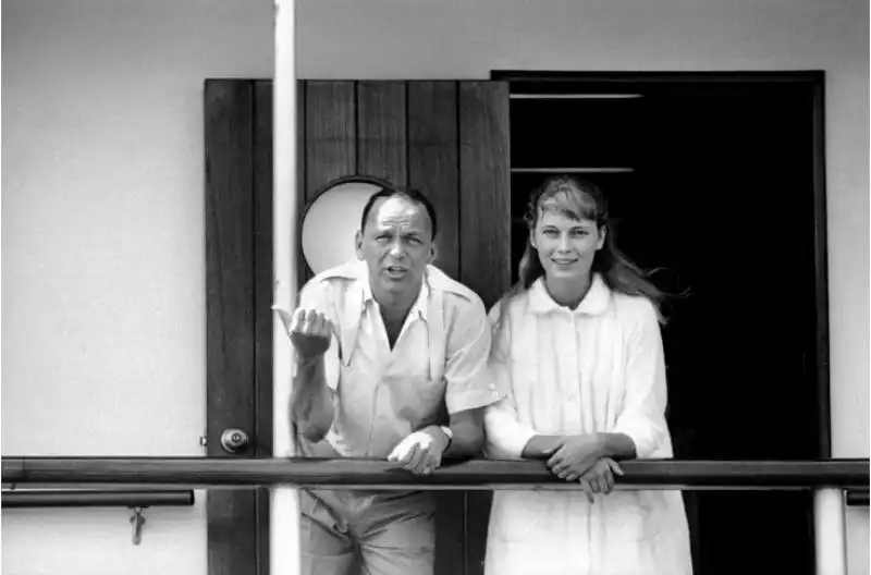 eppridge frank sinatra con mia farrow 