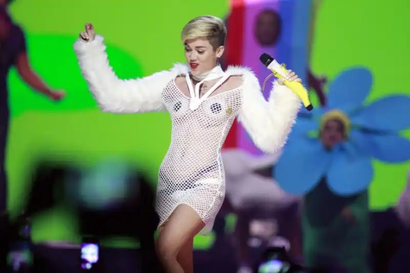 IMMAGINI DELLA SETTIMANA DAL AL SETTEMBRE DAL TIME MILEY CYRUS A LAS VEGAS 