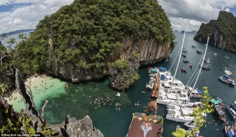 MONDIALE CLIFF DIVING 