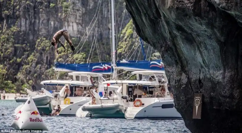 MONDIALE CLIFF DIVING 