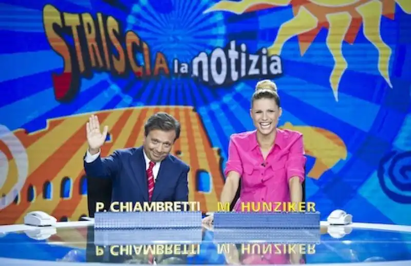 Piero Chiambretti e Michelle Hunziker Striscia la notizia 