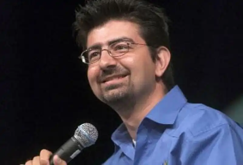 Pierre Omidyar 