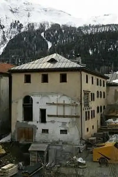 la villa in svizzera di veronica lario berlusconi durante i lavori 