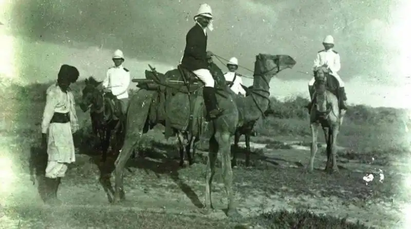 deserti ritratti e tribu?? viaggio nell’africa ignota 20