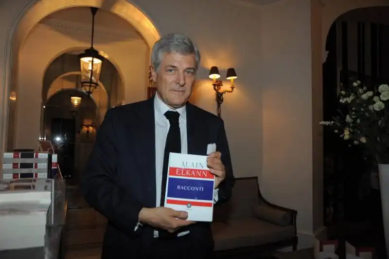 alain elkann con il libro