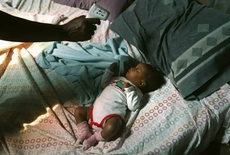 bambino sospettato di ebola in liberia