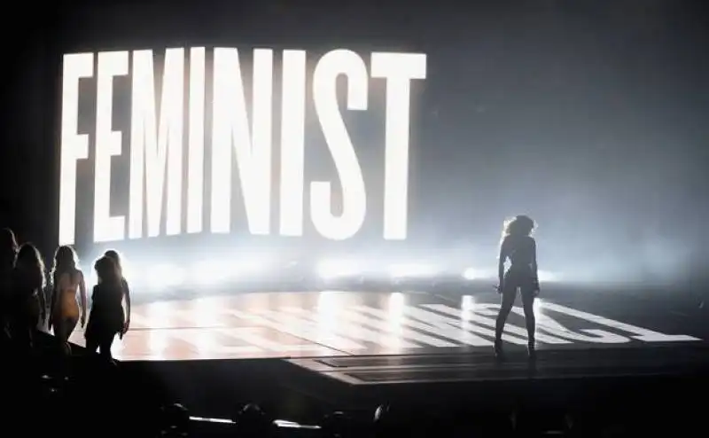 beyonce feminist vmas