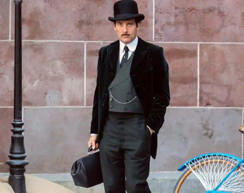 clive-owen- the knick