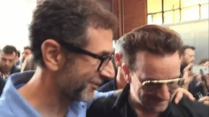 fabio fazio pubblica la foto con bono