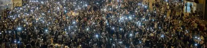 hong kong occupy  central  telefonini