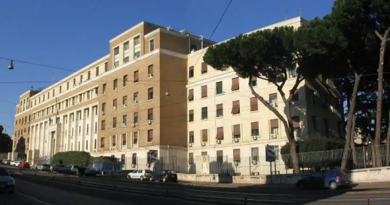 ISTITUTO  SUPERIORE  SANITÀ