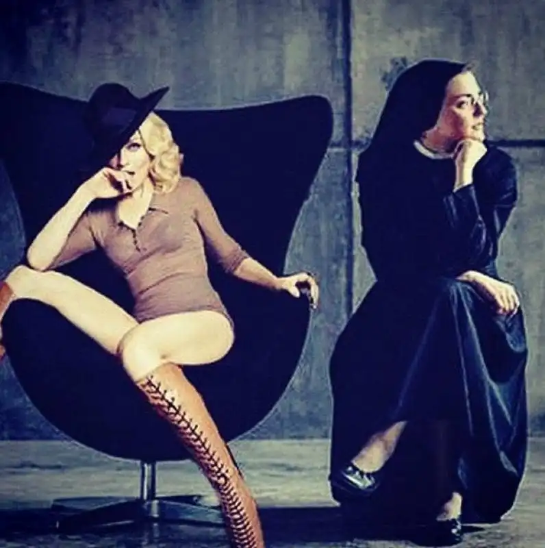 MADONNA E SUOR CRISTINA