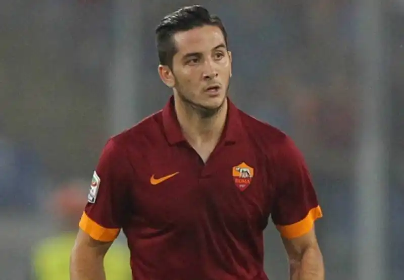 Manolas