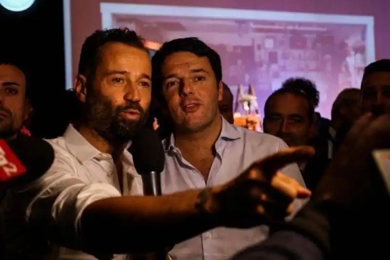 renzi e fabio volo alla leopolda