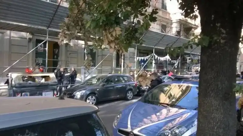 ROMA, MADRE E TRE FIGLI MASSACRATI A COLPI DI MANNAIA 