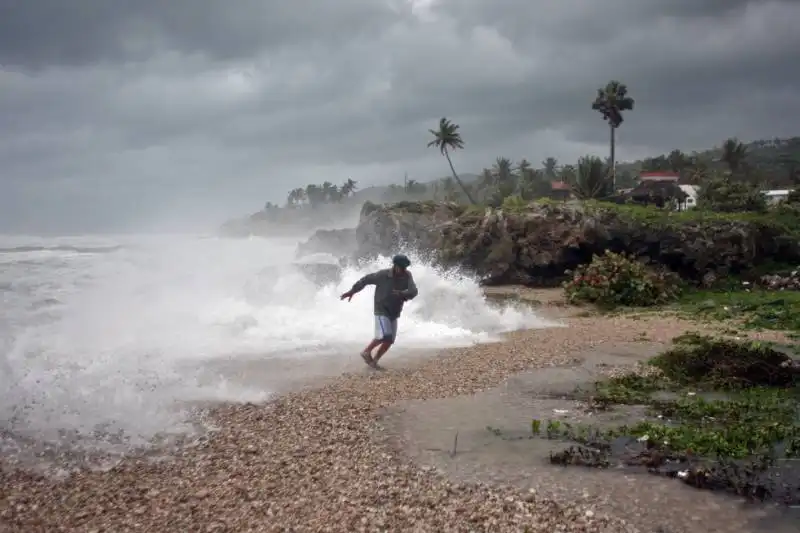 TEMPESTA 
TROPICALE 
