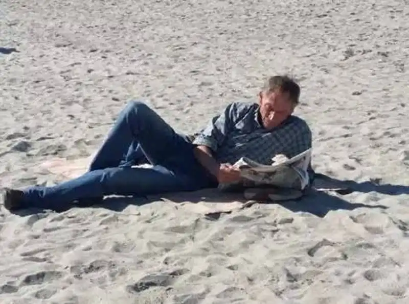 zeman in spiaggia al poetto