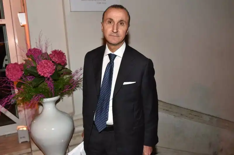 andrea meschini invitato alla cena di gala