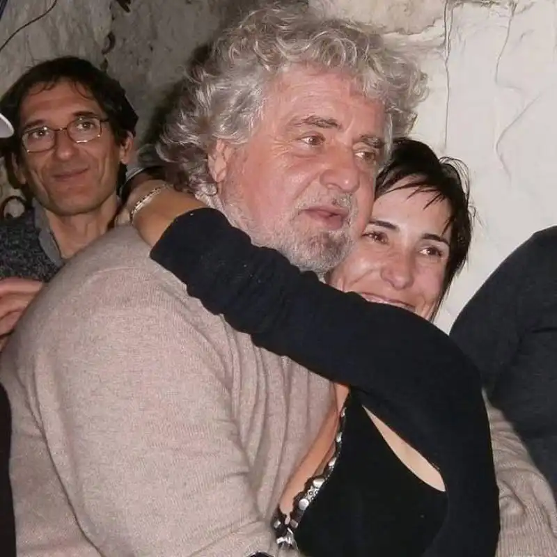 BEPPE GRILLO E DESIRE MANCA