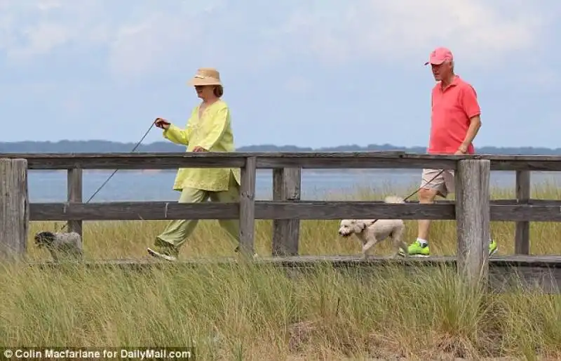 bill e hillary clinton a long island