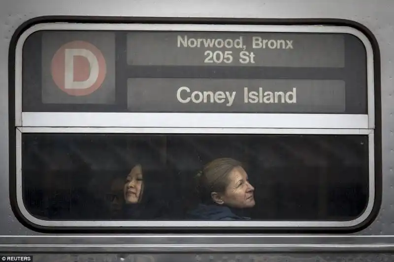 carlo allegri   facce della metropolitana di new york   12