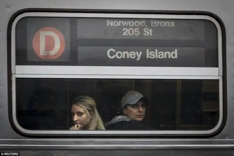 carlo allegri   facce della metropolitana di new york   2