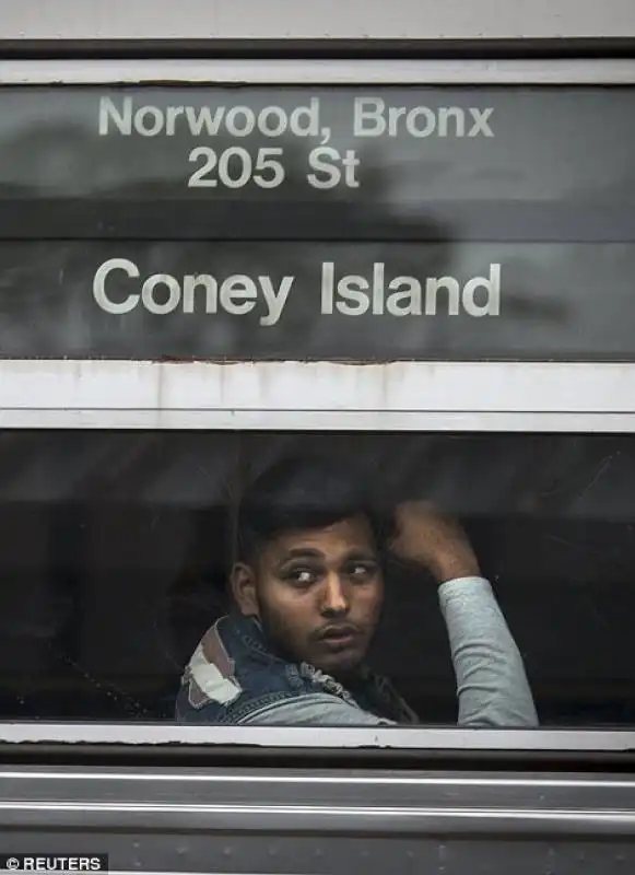 carlo allegri   facce della metropolitana di new york   3