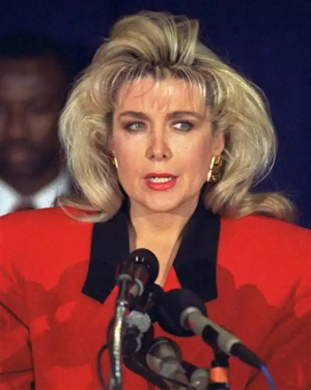 gennifer  flowers