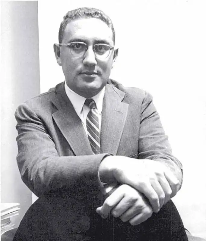 HENRY KISSINGER 