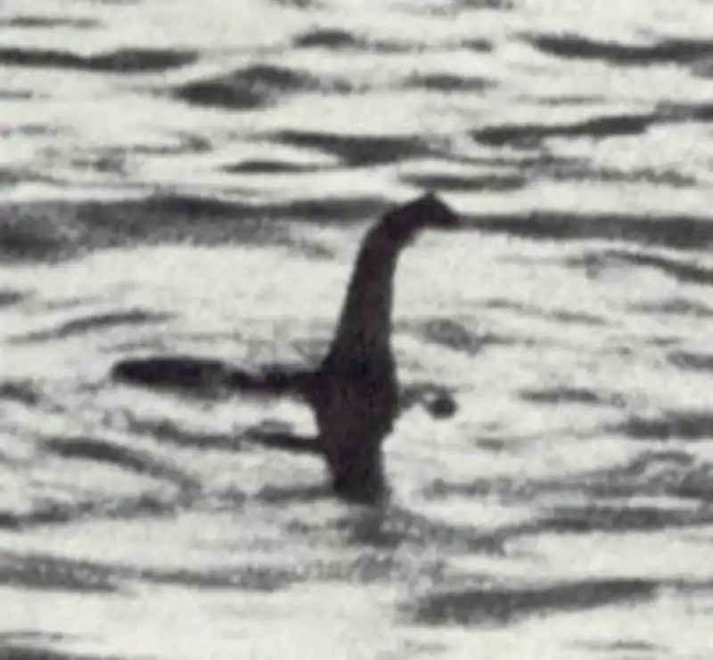 il mostro di loch ness