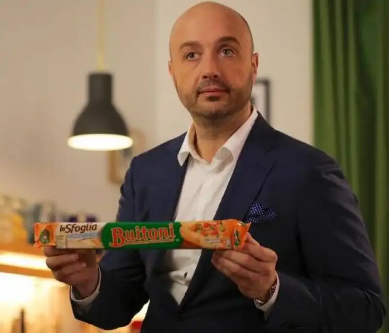 JOE BASTIANICH NELLO SPOT BUITONI 