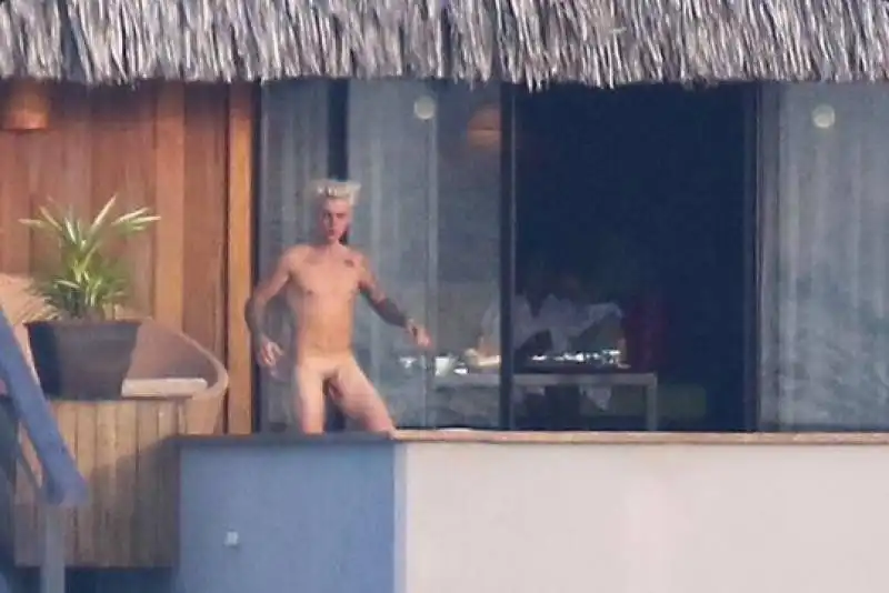 JUSTIN BIEBER NUDO 