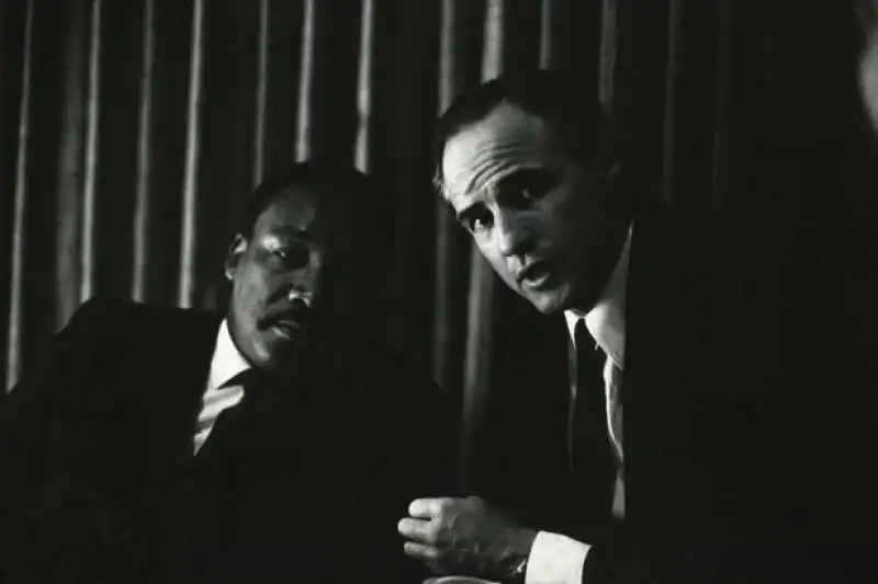 marlon brando con martin luther king