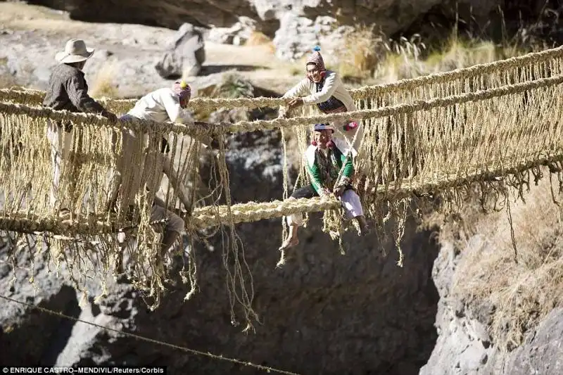 qeswachaka bridge peru