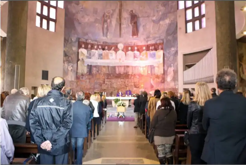 santa chiara funerali capulli