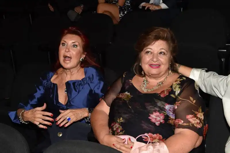 silvana augero e un amica