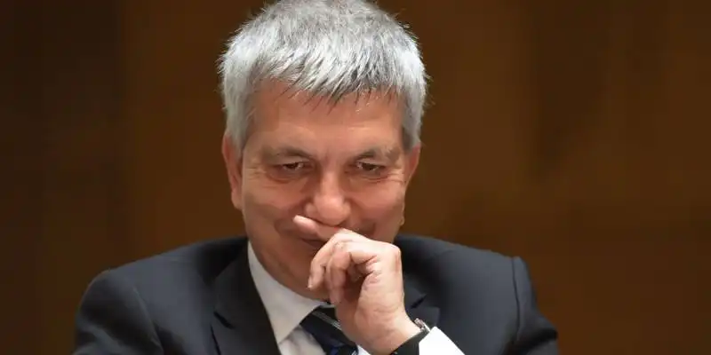 VENDOLA