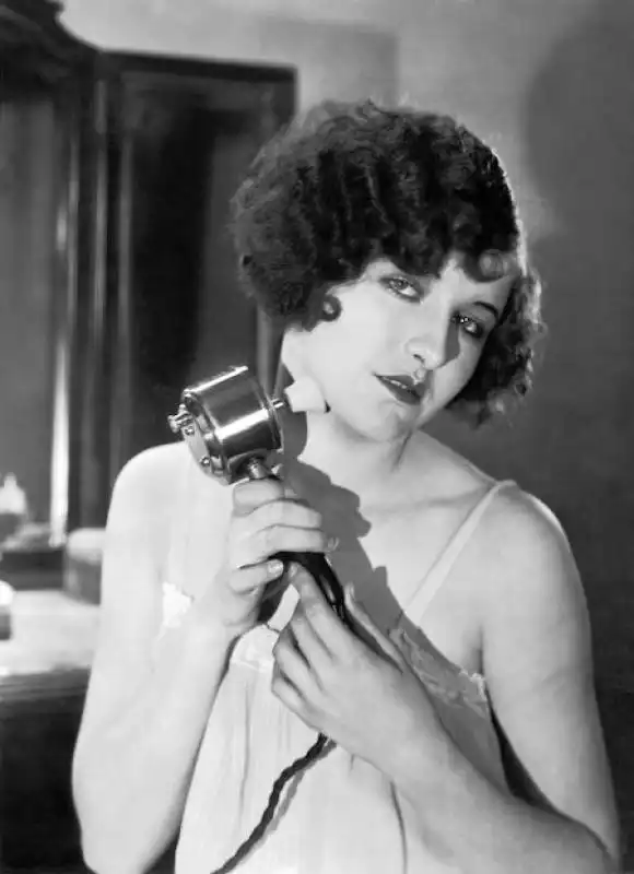 vibratore colleen moore