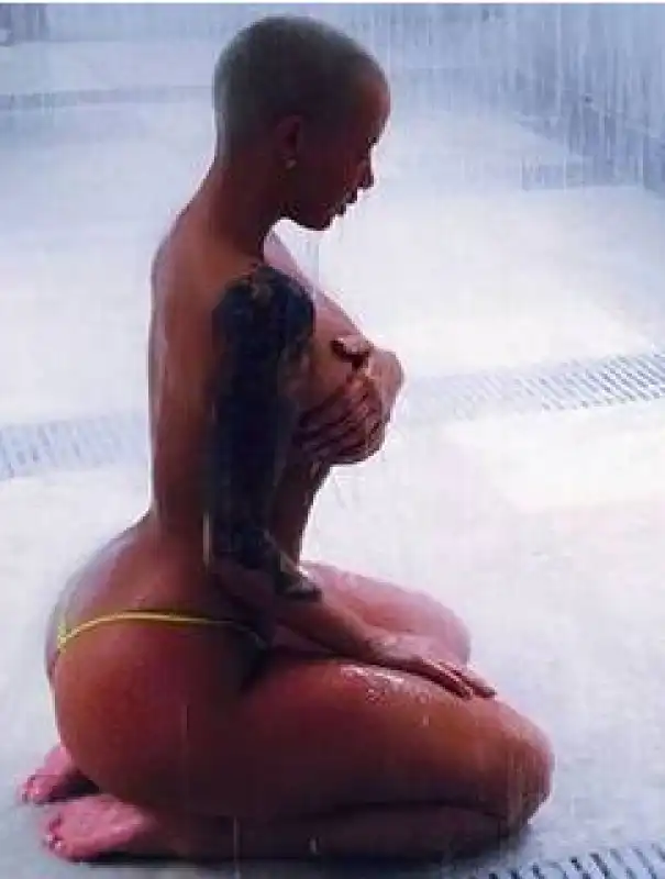 amber rose 6