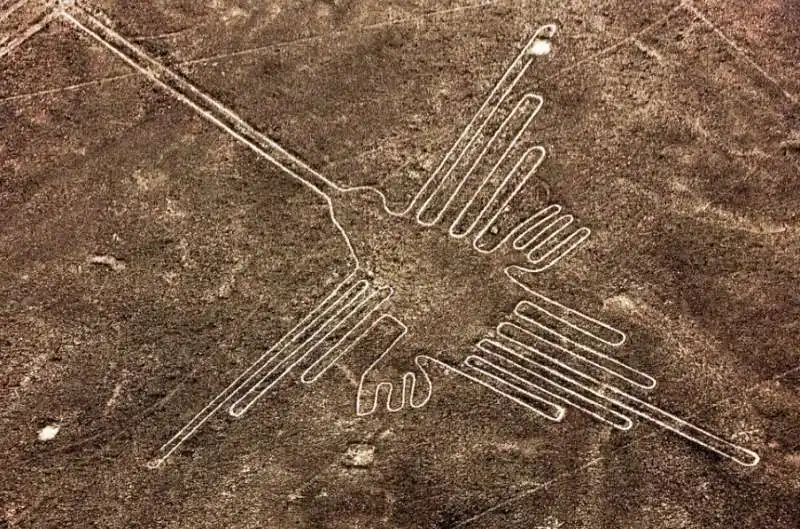 disegni geometrici di Nazca  