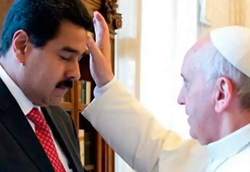 MADURO E BERGOGLIO   