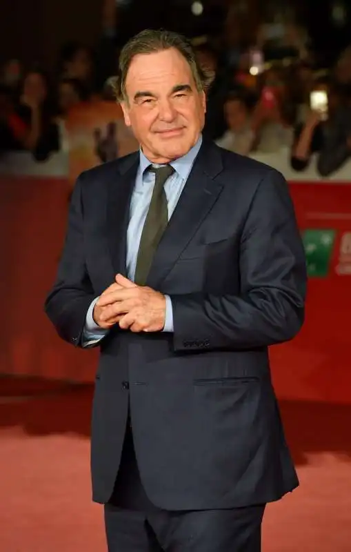 oliver stone (3)