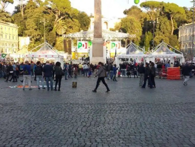 piazza del popolo manifestazione pd referendum  