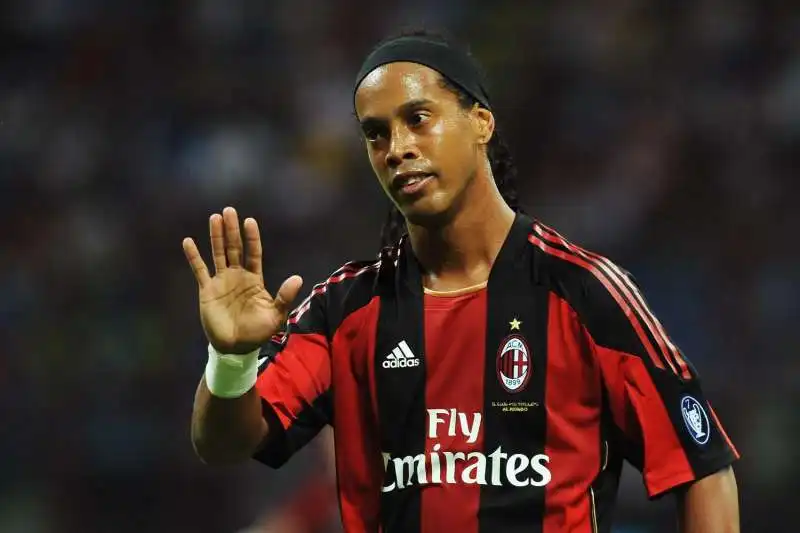 RONALDINHO 1